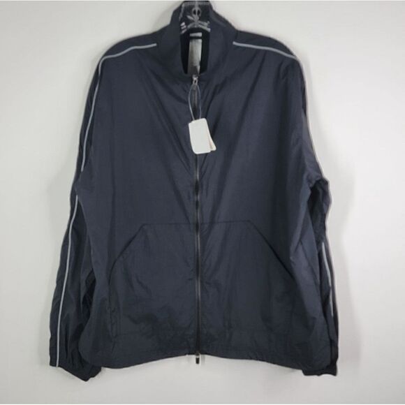 Fabletics Black Windbreaker Oversized Reflective Trim Puffer Size Medium - Picture 13 of 15